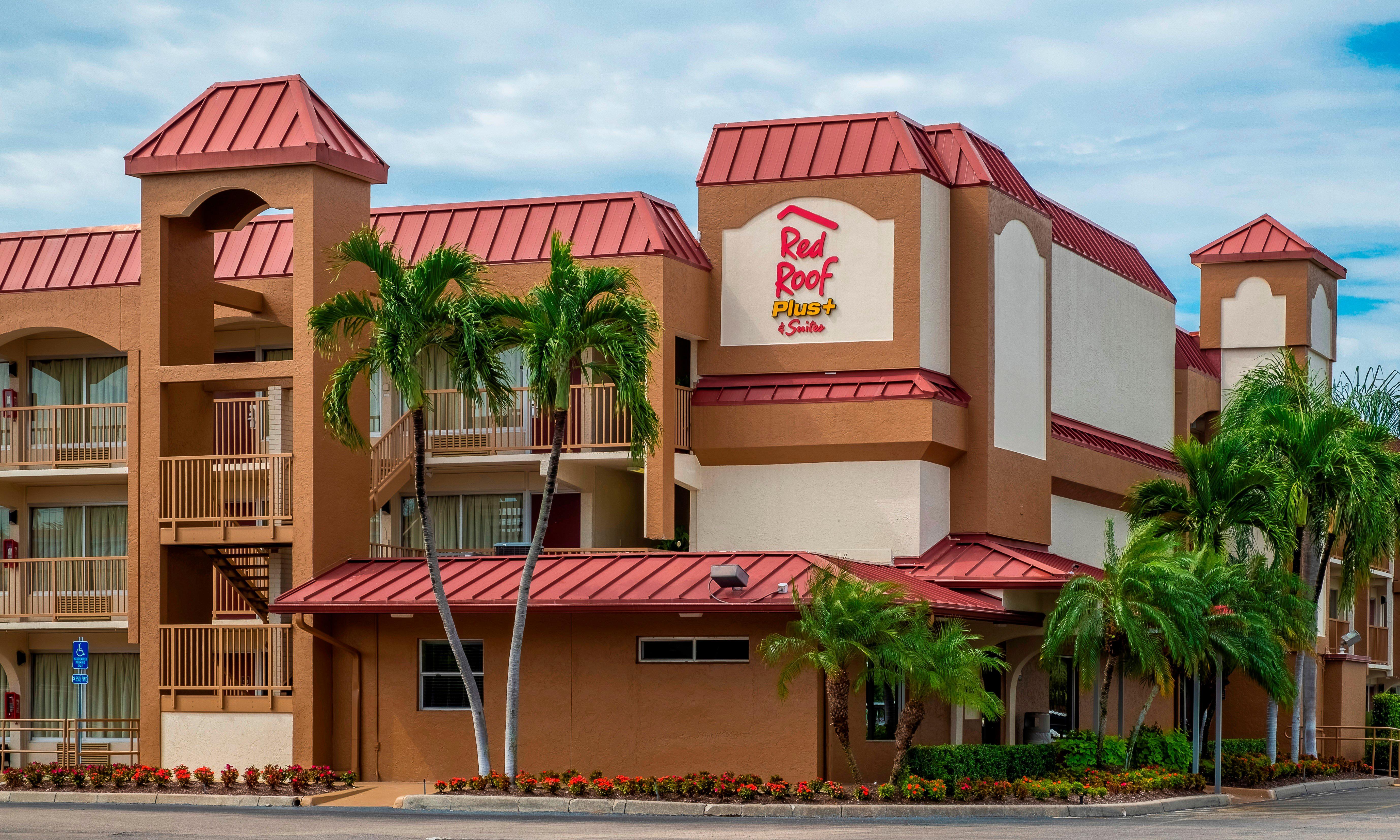 Red Roof Inn Plus+ & Suites Naples Downtown-5Th Ave S Eksteriør bilde