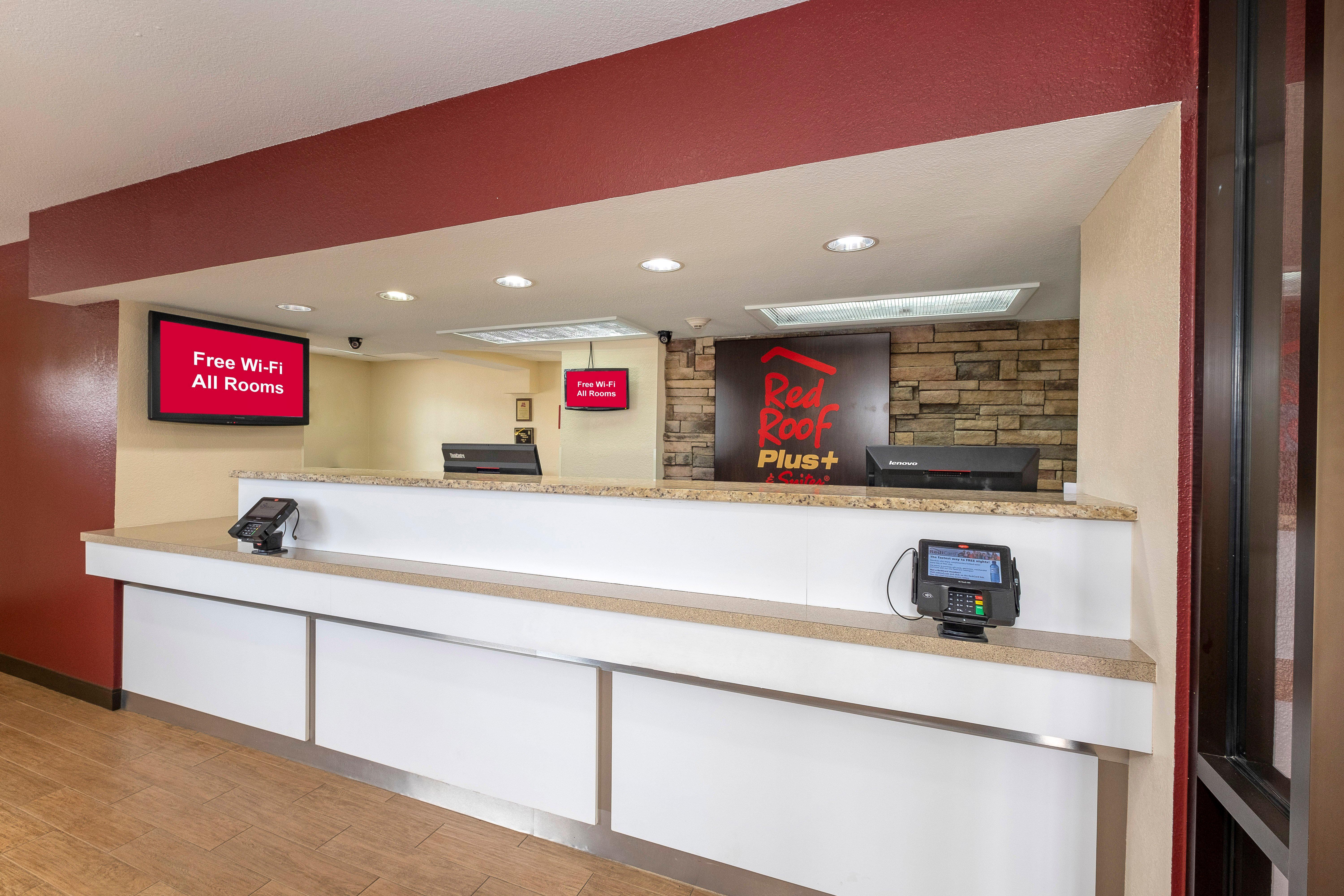 Red Roof Inn Plus+ & Suites Naples Downtown-5Th Ave S Eksteriør bilde