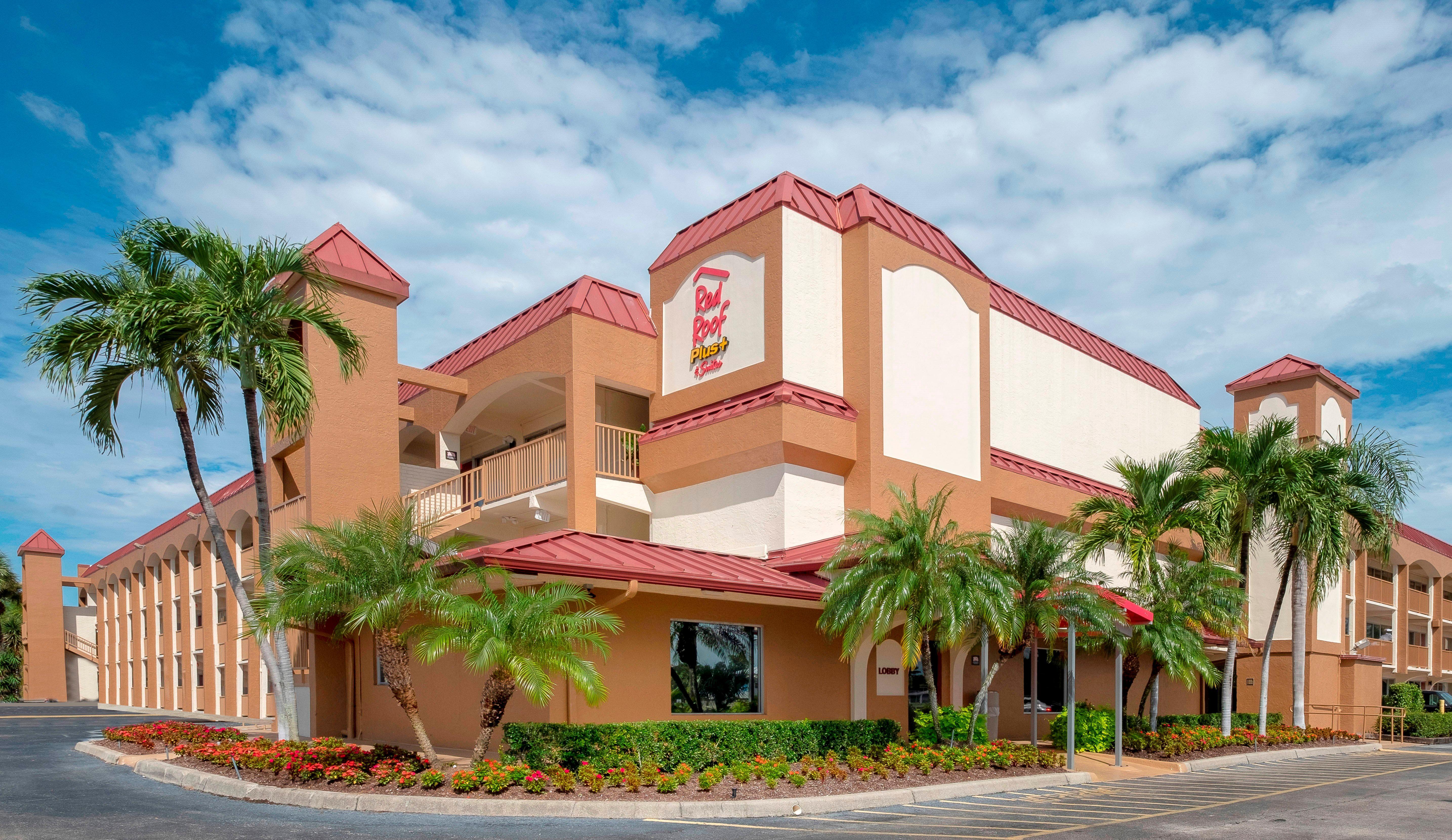 Red Roof Inn Plus+ & Suites Naples Downtown-5Th Ave S Eksteriør bilde