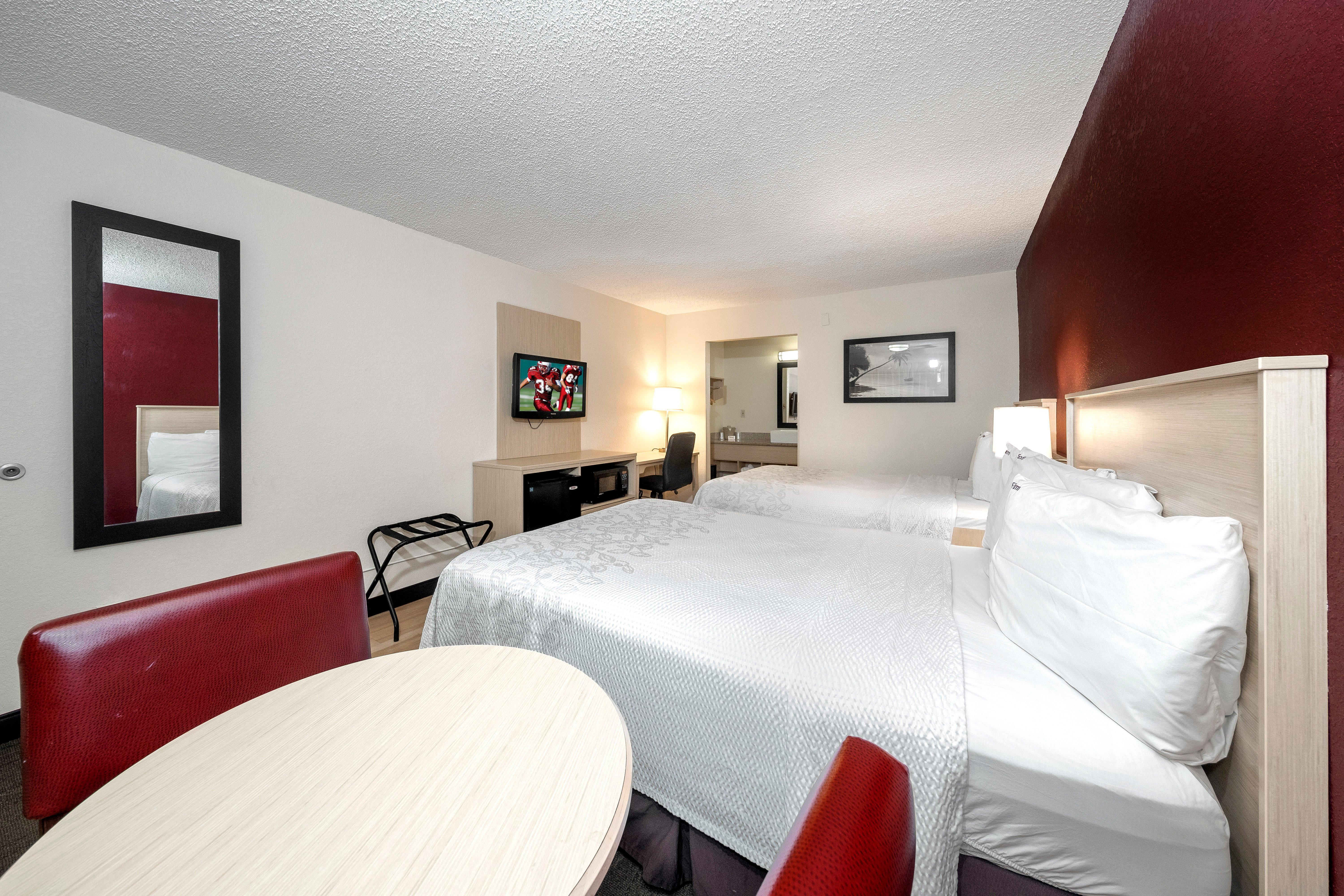 Red Roof Inn Plus+ & Suites Naples Downtown-5Th Ave S Eksteriør bilde