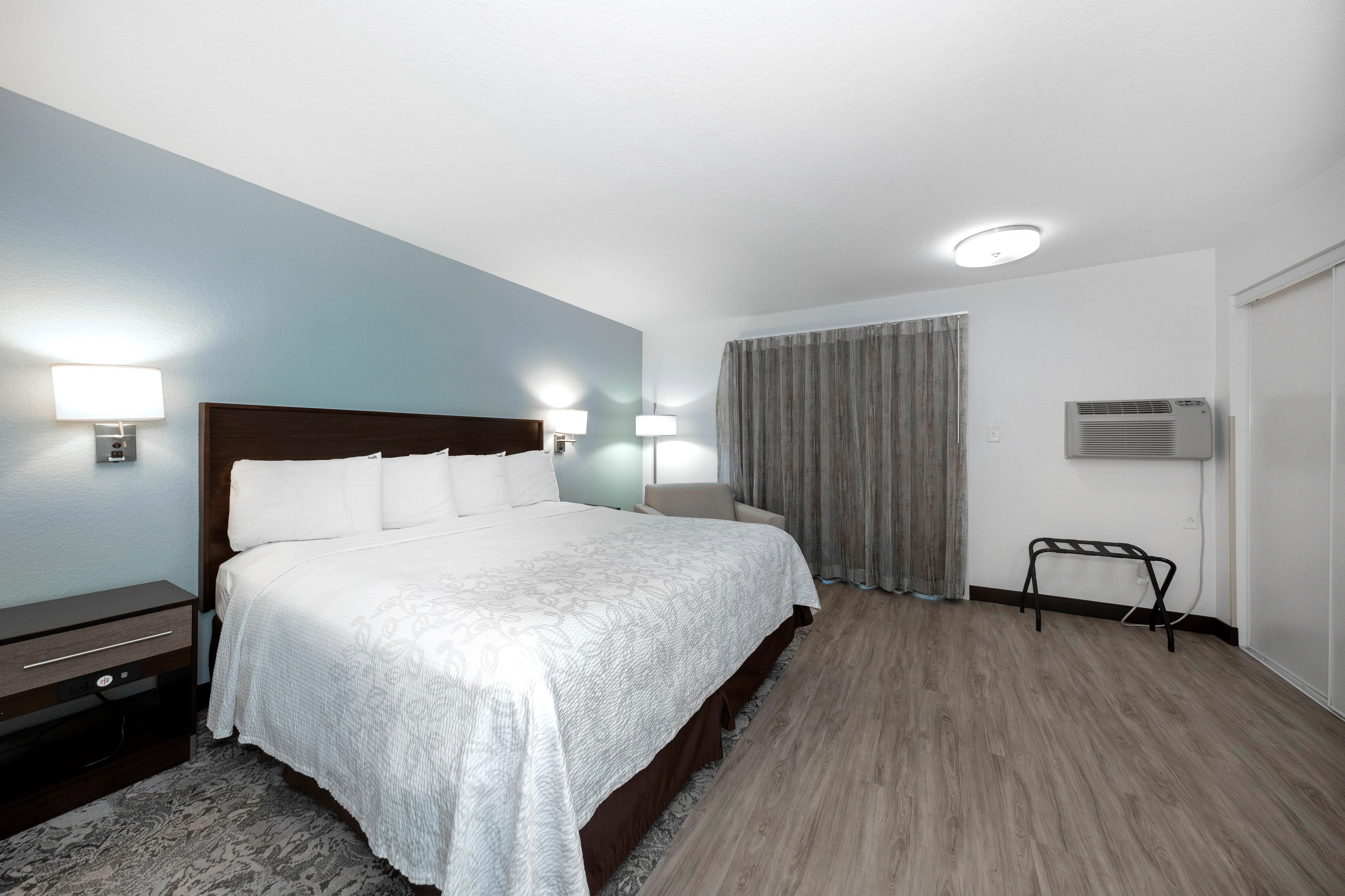 Red Roof Inn Plus+ & Suites Naples Downtown-5Th Ave S Eksteriør bilde