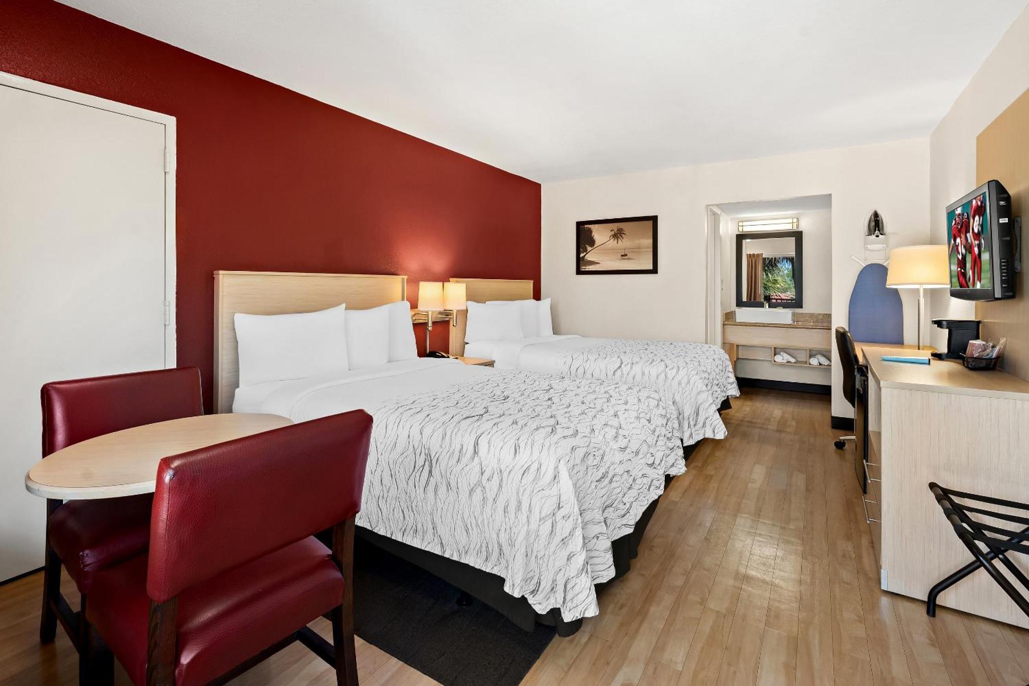 Red Roof Inn Plus+ & Suites Naples Downtown-5Th Ave S Eksteriør bilde